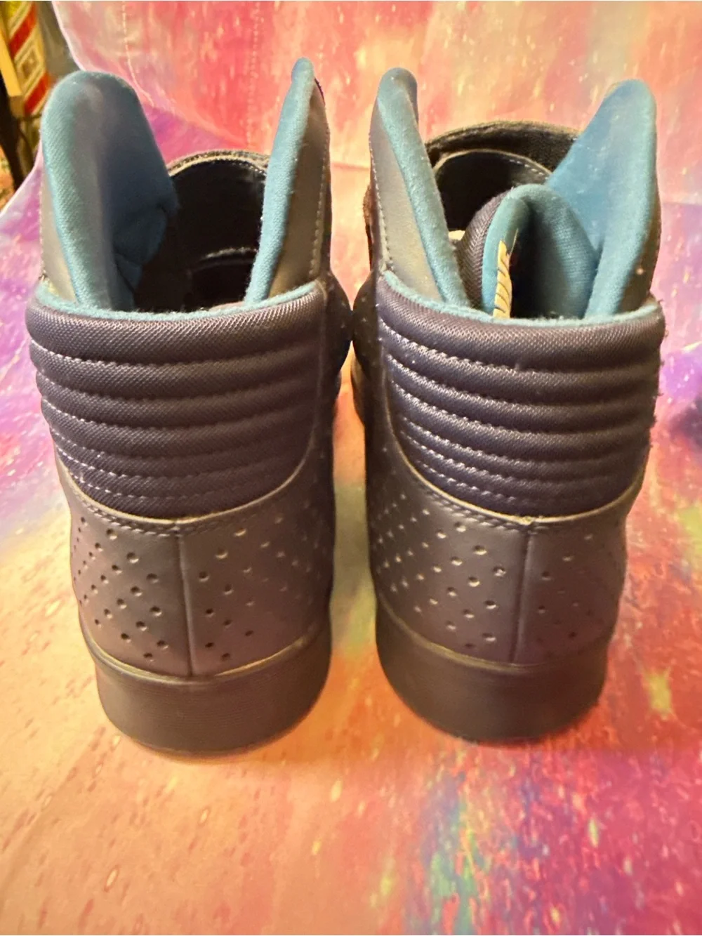 Nike Men’s High-Top Strap Sneakers in Black and Blue - Picture 5 of 7